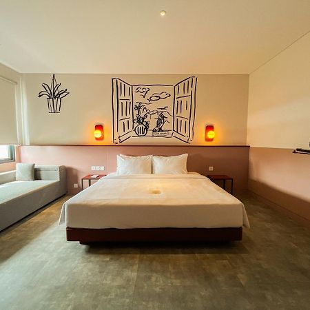 Kotta Go Hotel Tegal Esterno foto